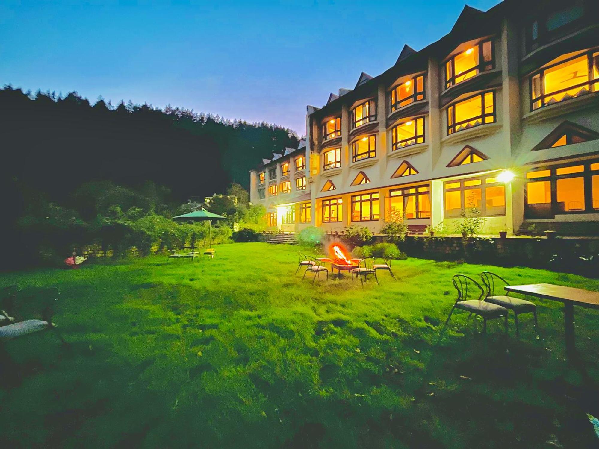 Sagar Heritage Resort, Near Mall Road Manali Extérieur photo